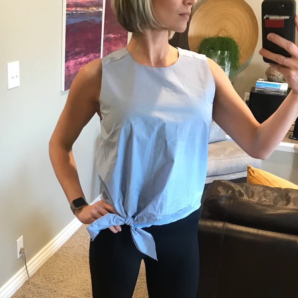 Cupio light blue tie front sleeveless top